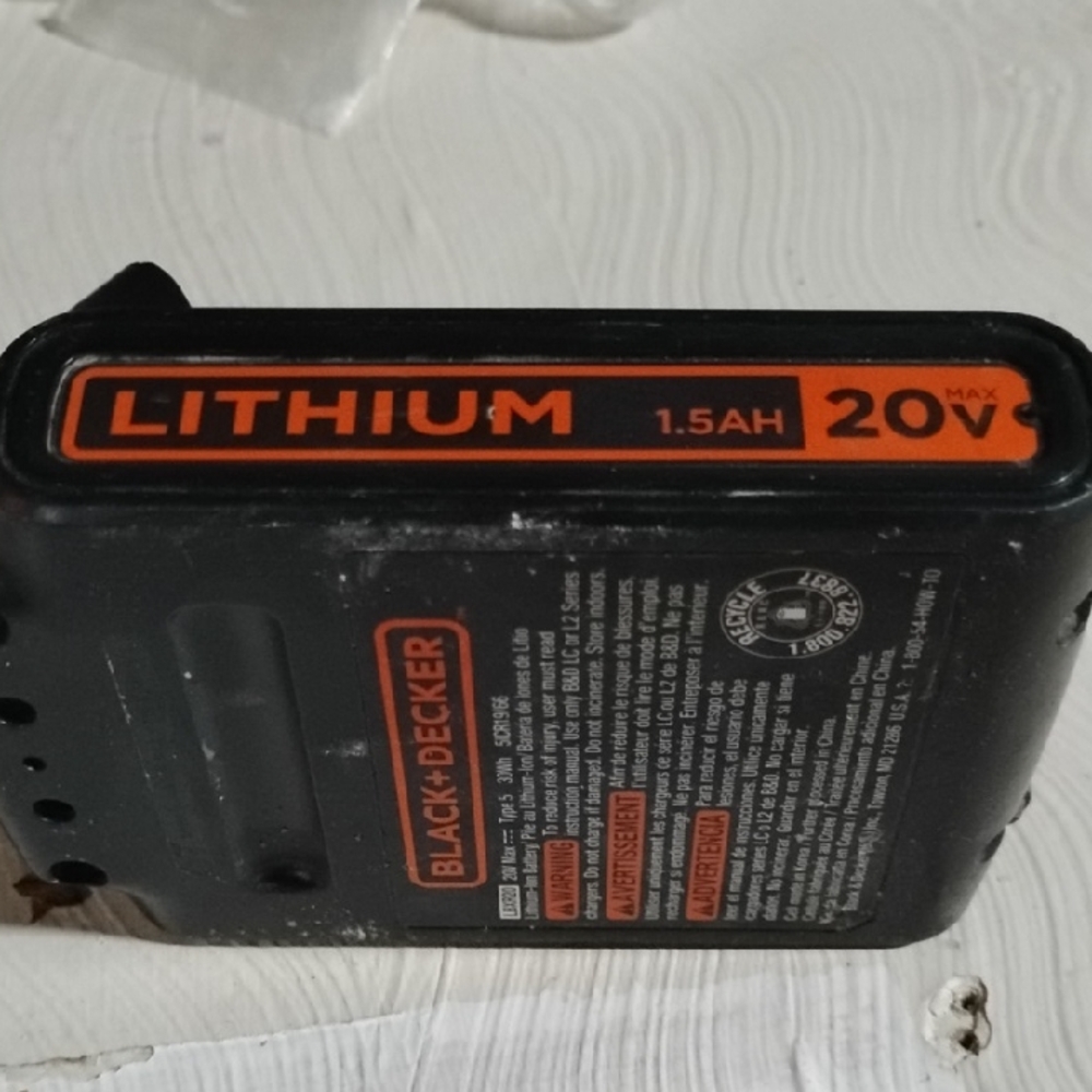 Black & Decker 20V Lithium Battery - Black and Orange